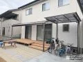 広々とした段床付きウッドデッキで快適に過ごせるお庭工事