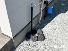 門まわりと素材をそろえた、心地よくまとまる立水栓デザイン[施工後]