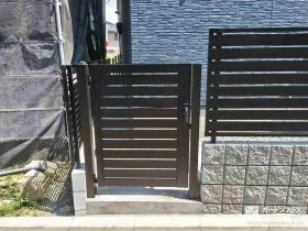 敷地境界の動線をスマートに整える門扉[施工後]