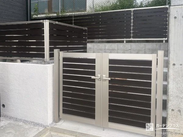 ナチュラルな色調で玄関周りを引き締める目隠しフェンス設置工事