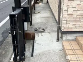 スロープで足元を整えたお庭周り[施工後]