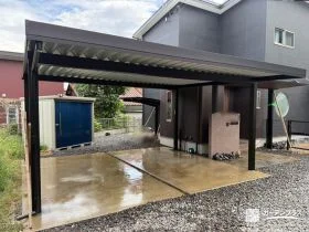雨の日も快適な動線をつなぐカーポートとテラス屋根の設置工事