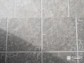 玄関ポーチの石目調タイル