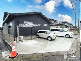 家族で心地よく過ごすプライバシーに配慮した新築外構