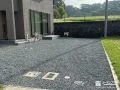単粒砕石を敷設しすっきりと仕上げた駐車スペースリフォーム工事