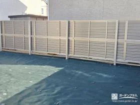 コストを抑えたスタイリッシュな目隠しフェンス[施工後]