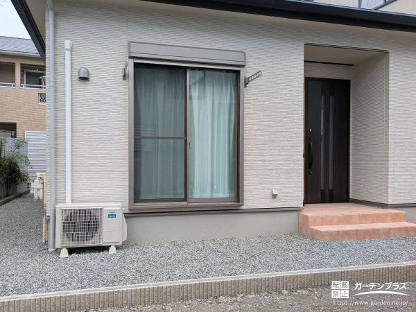 No.27407 お住まいの周囲をすっきりローメンテナンス化した雑草対策工事[施工後]