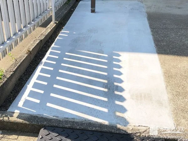 植栽スペースにコンクリートを打ち駐車スペースを拡張した工事