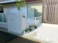 門柱を活かしながら暮らしやすさを整えた新築外構