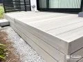 幕板で意匠性を高めたやさしい表情のウッドデッキ
