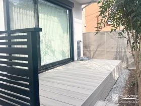 洗練された木目が映える、心地よいデッキスペース工事