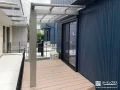 洗濯物干しが快適になる独立テラス屋根と木目調デッキの設置工事