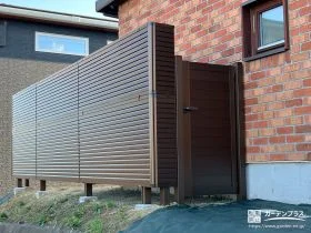 お住まいの安心感をより向上させる高尺フェンスと門扉の設置工事