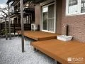 広々としたウッドデッキを設け家事を快適に