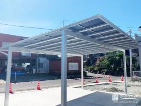 日常の使いやすさと美しさを兼ね備えた駐車スペース[施工後]