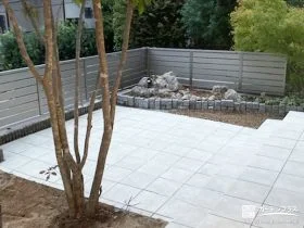 経年劣化したウッドデッキをタイルデッキにリフォームした工事