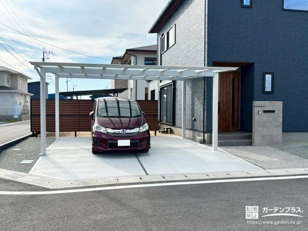 暮らしやすさを追求した統一感のある新築外構