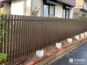 生垣をフェンスにかえてローメンテナンス化した敷地境界工事