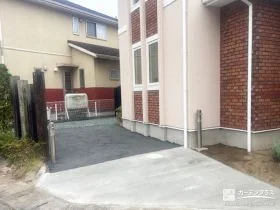 出入りがしやすくなるコンクリートとお庭を整える砂利敷き工事