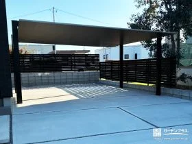 建物と美しく一体化するカーポートで、上質な駐車スペース[施工後]