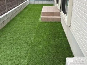 タイルデッキと人工芝で過ごしやすくなったお庭リフォーム工事