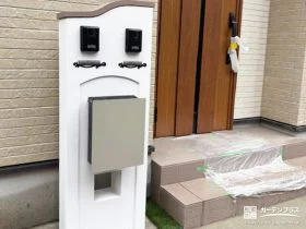 玄関前に柔らかな表情を添えるナチュラルな機能門柱設置工事