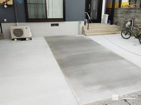 コンクリートを打設してひび割れも綺麗になった駐車スペース工事