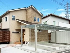 暮らしに寄り添う駐車スペースとアプローチの仕上げ工事