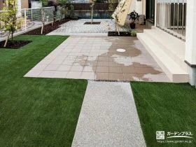 人工芝とインターロッキングテラスで家族の集まる庭へ[施工後]