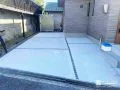 土間コンクリート×ピンコロでおしゃれな駐車スペース