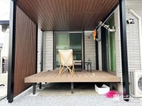 暮らしの幅が広がるアウトドアリビング[施工後]