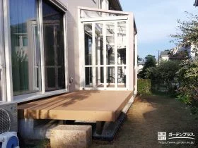 庭の利用頻度を増やすガーデンルームとウッドデッキの設置工事