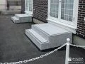掃き出し窓前のステップ