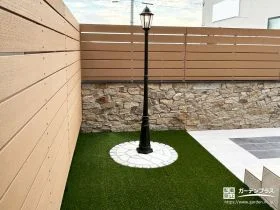 庭のアクセントになる“シンボルライト”で雰囲気づくり[施工後]