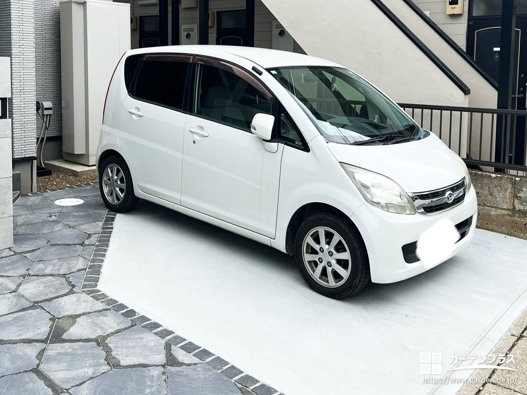 門柱横の予備駐車スペース