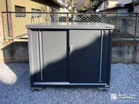 シックなグレーの収納スペース[施工後]