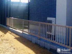 圧迫感を感じさせない縦格子フェンス[施工後]