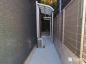 犬走りを洗濯物干し等の家事空間として活用するリフォーム工事