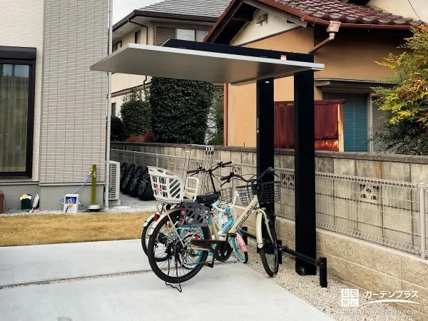 No.27930 シンプルなサイクルポートと立水栓の設置で整えたお庭周り工事[施工後]