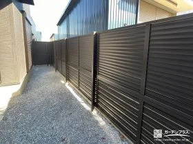 お庭プライバシーと防犯性を向上させたフェンスと門扉設置工事