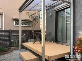 屋根付きウッドデッキで家事空間と寛ぎの空間を両立した工事