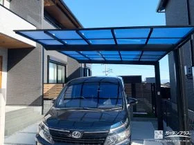 ブラックのカーポートと門扉で統一感を持たせたお庭周り工事