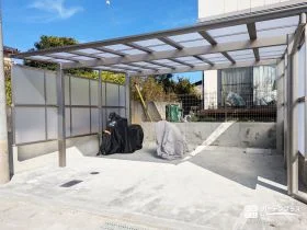 将来の変化に寄り添う、ゆとりを確保した駐車場拡張の外構リフォーム