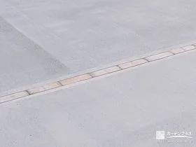 お庭に可愛いアクセント。彩り豊かなインターロッキング[施工後]