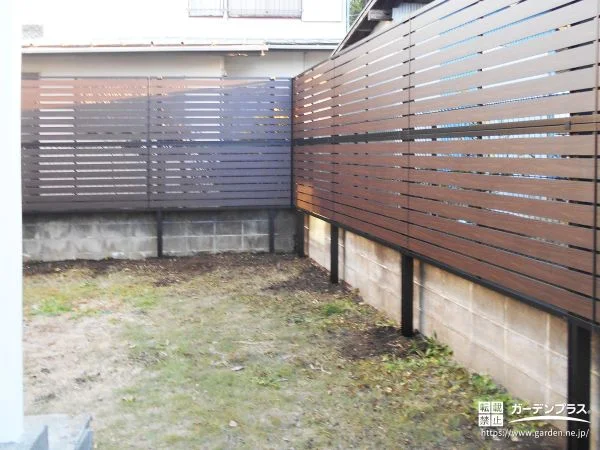 視線を遮り、プライベートを守る目隠しフェンスの設置工事