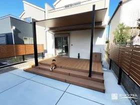 リビングを格上げする上質な空間。機能美を極めたテラス屋根[施工後]