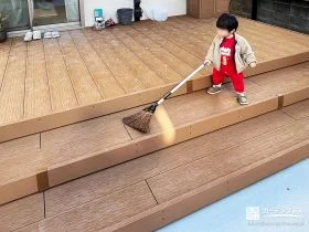 天然木の風合いを極めた、高意匠ウッドデッキの寛ぎ空間[施工後]