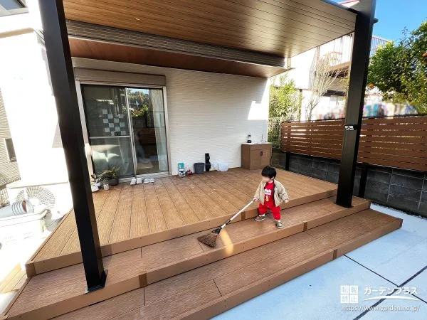 木調の温もりが心地よい。家族の時間を深めるお庭リフォーム工事