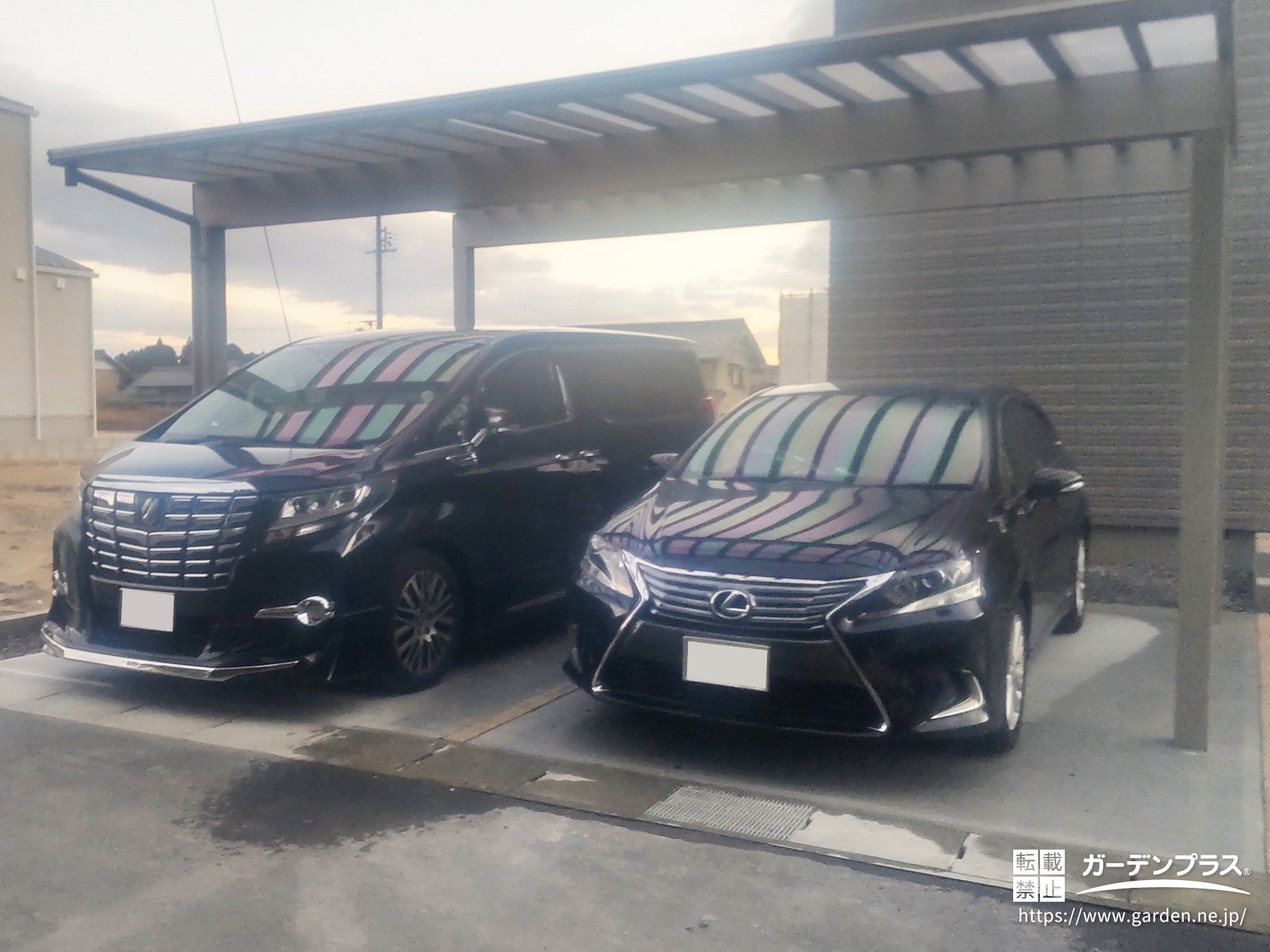毎日使うからこそ、ローメンテナンスな駐車スペース