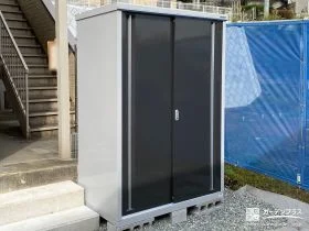 シンプルなデザインの物置[施工後]